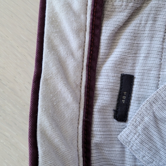 J. Crew Broken In Chinos 484 size 32×34 - Picture 2 of 6